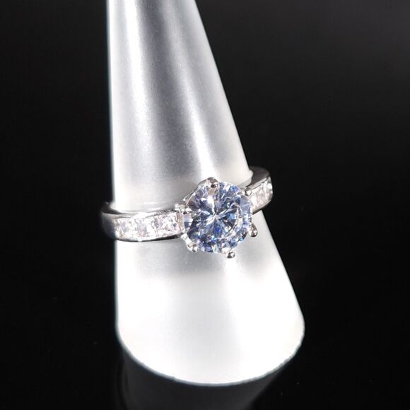 Simulated Diamond Ring Silvertone Size 8 - Picture 5 of 13